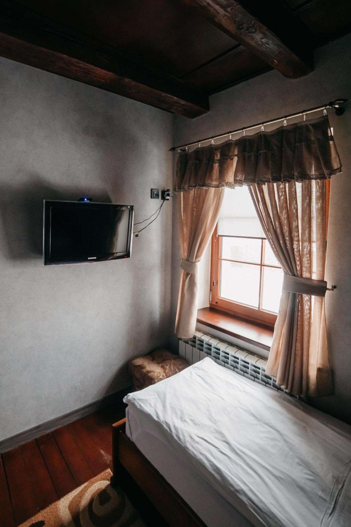 Samostrely Bastion 모텔 외부 사진